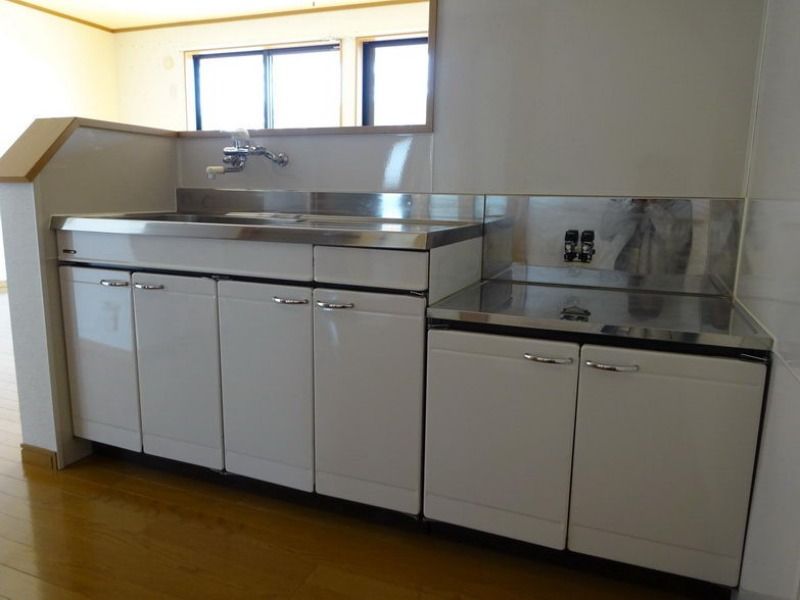 キッチン　反転したものです。