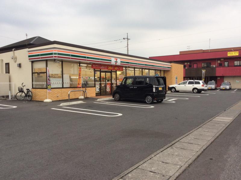 コンビニ　セブンイレブン伊勢崎宮子西店（コンビニ）まで468m