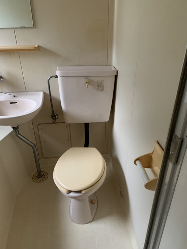 トイレ　別部屋参考