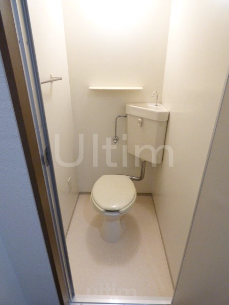 トイレ　※同タイプの他のお部屋です