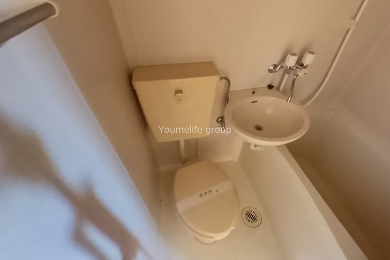 トイレ　反転別部屋参考写真