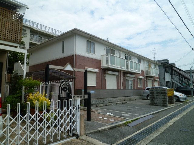 ピサ芦屋の建物外観