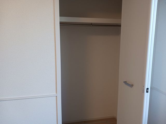 【さいたま市見沼区深作のアパートの収納】