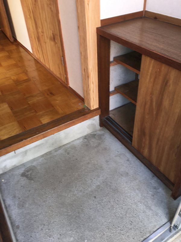 エントランス　シューズボックス