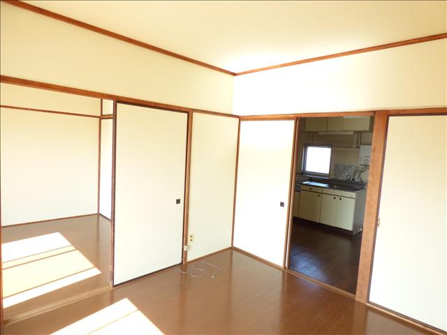 その他　お部屋をつなげて使ってもいいですね。