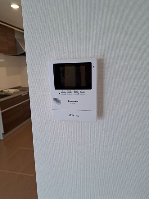 セキュリティ　TVカメラ付きインターホン
