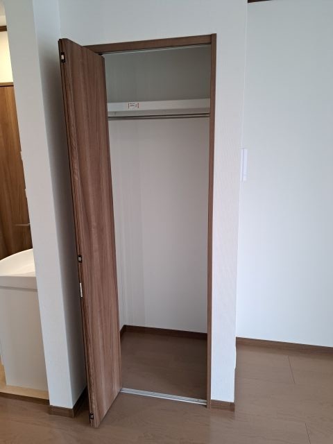 収納　洋室クロゼット