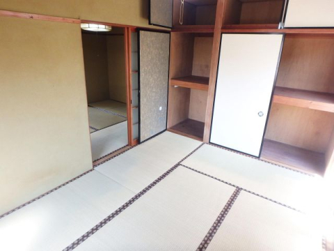 居室・リビング　※写真は他号室です