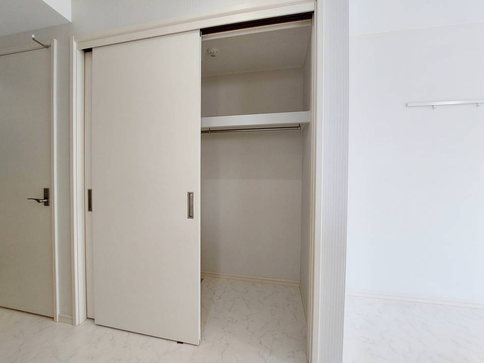 収納　クローゼット