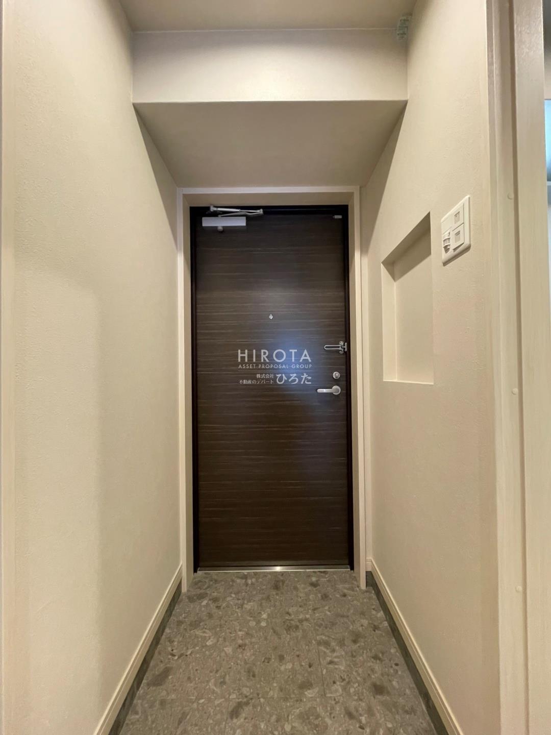 玄関　同仕様写真になります。