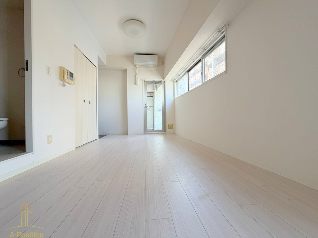 居室・リビング　トゥリオーニEBISU