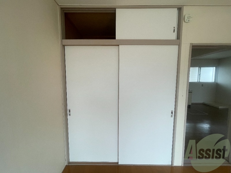 収納　収納は大きく、たくさんの物がしまえそうです。