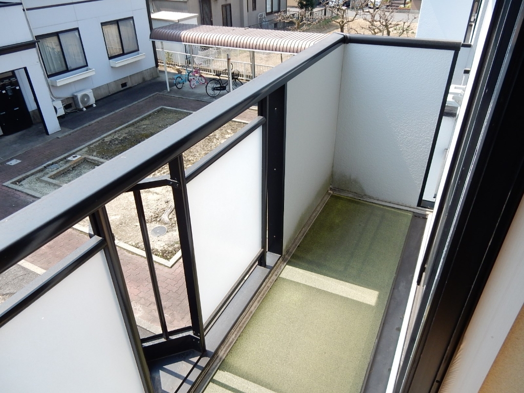 バルコニー　ベランダ