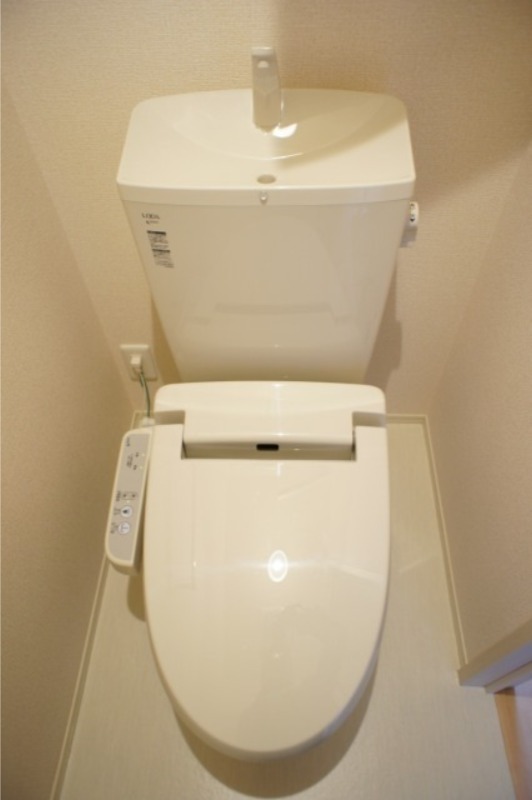 トイレ　図面と現状に相違がある場合には現状を優先