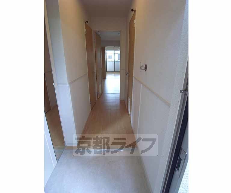 その他部屋・スペース　きれいな廊下です