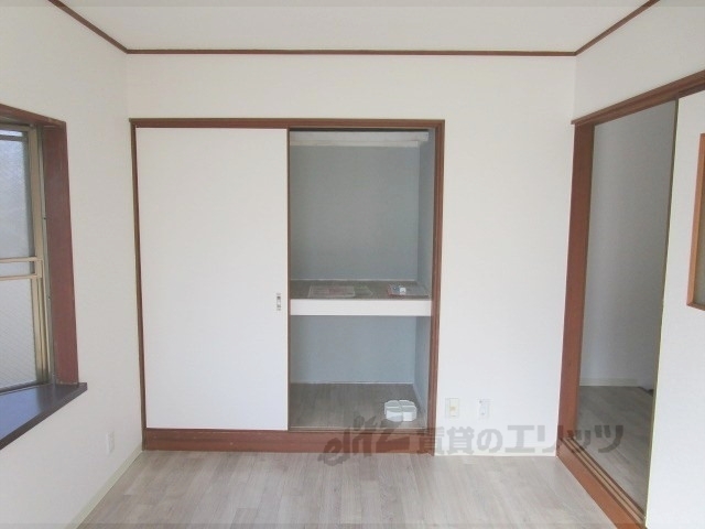 居室・リビング　洋室