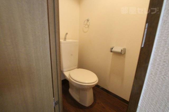 トイレ　※２０２号室内装写真参照