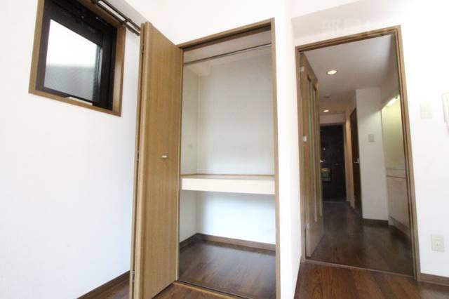収納　※２０２号室内装写真参照