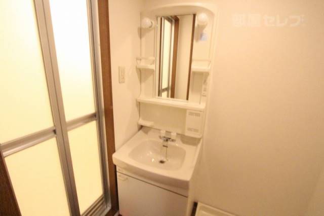 洗面設備　※２０２号室内装写真参照