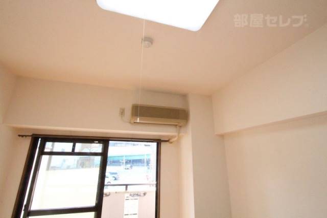 その他設備　※２０２号室内装写真参照