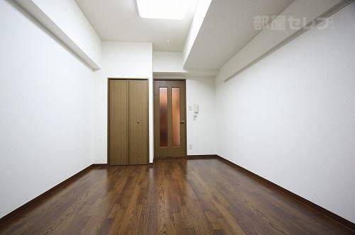 居室・リビング　※２０２号室内装写真参照