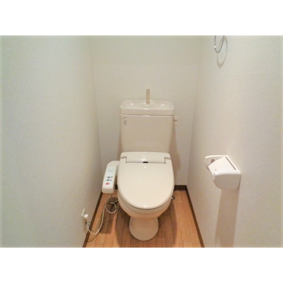 トイレ　シャワートイレ