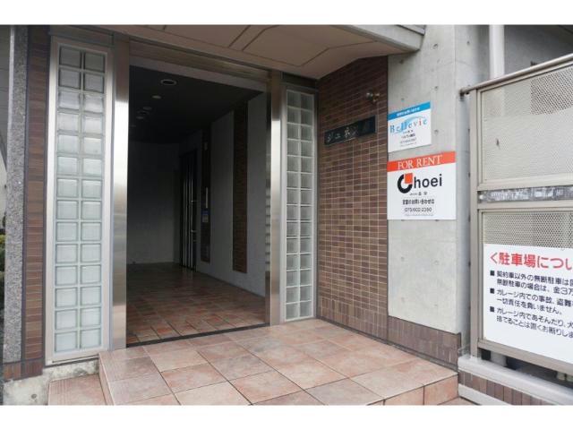 エントランス　エントランス部分