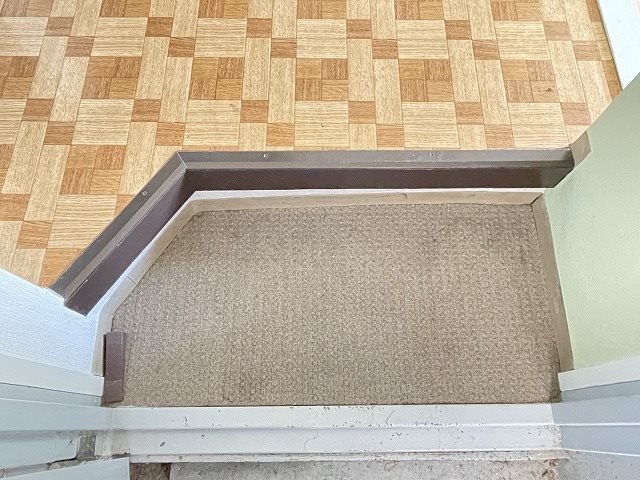 玄関　同マンション別部屋