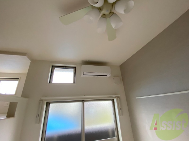 その他設備　立派で新しいエアコンが付いていますので毎日快適ですね。