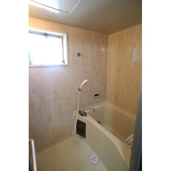 バス・シャワールーム　浴室