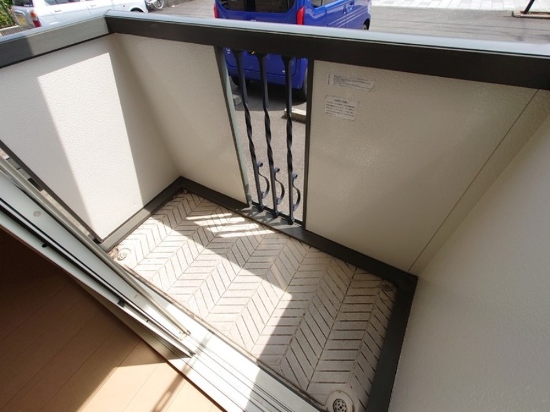 バルコニー　図面と現状に相違がある場合には現状を優先