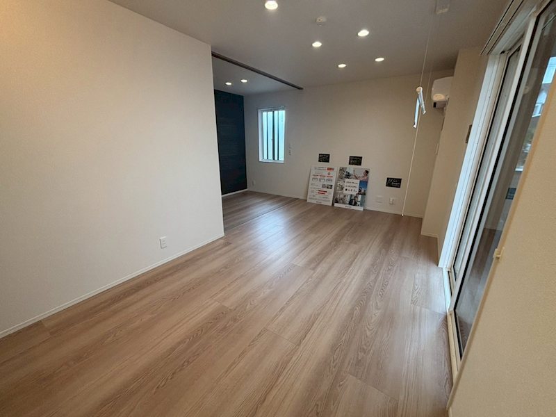 居室・リビング　※写真は102号室です。