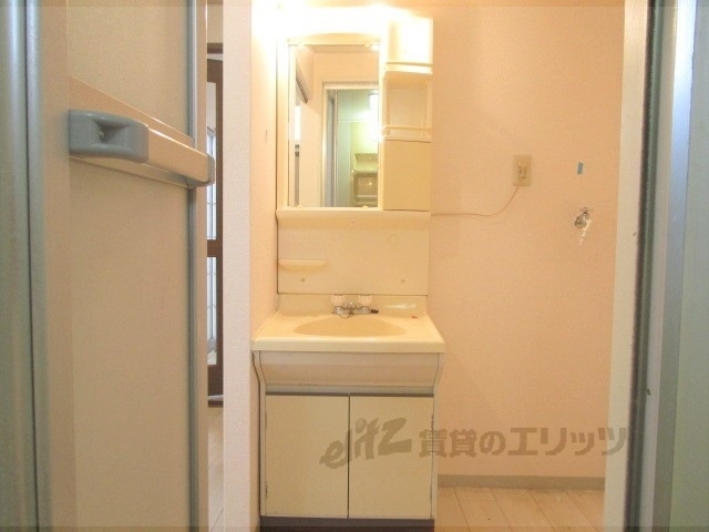 洗面設備　独立洗面台