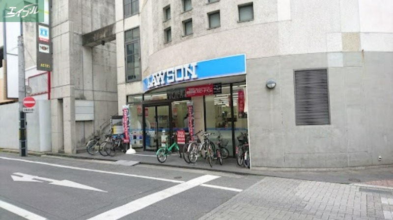 コンビニ　ローソン岡山幸町店（コンビニ）まで238m