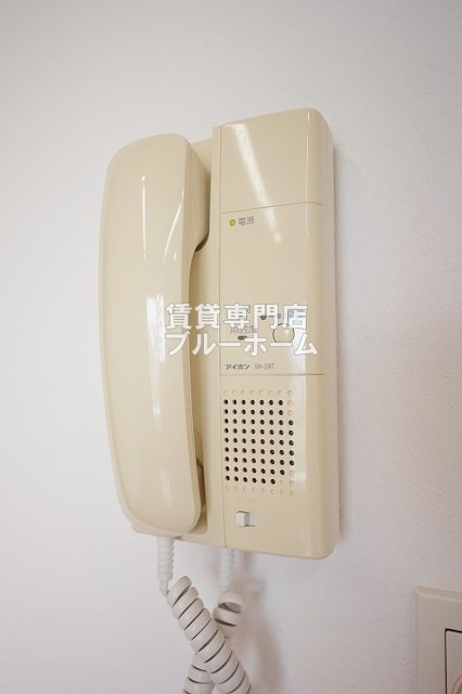 セキュリティ　インターホン受話器！