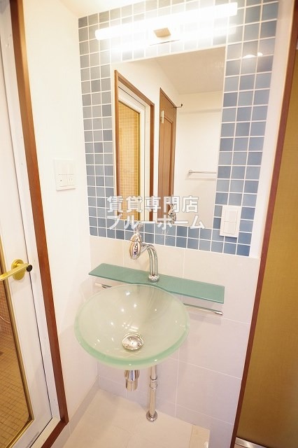 洗面設備　お洒落な洗面！