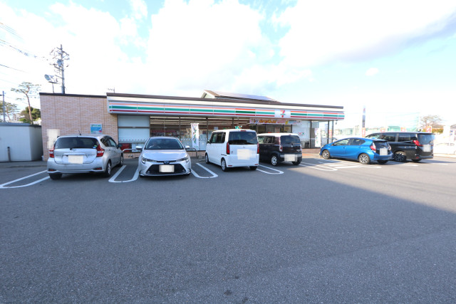コンビニ　セブンイレブン　宇都宮ミツトヨ前店（コンビニ）まで600m