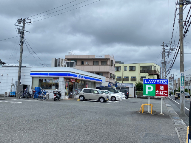 コンビニ　ローソン富士元町店（コンビニ）まで655m
