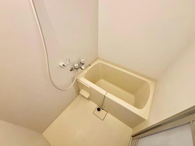 バス・シャワールーム　同型　現状優先