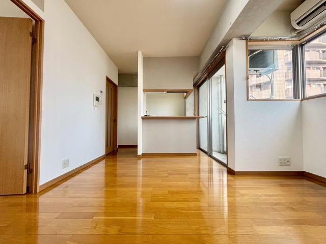 居室・リビング　同型　現状優先