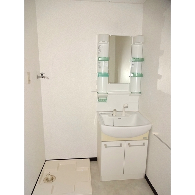 洗面設備　洗濯機置き場