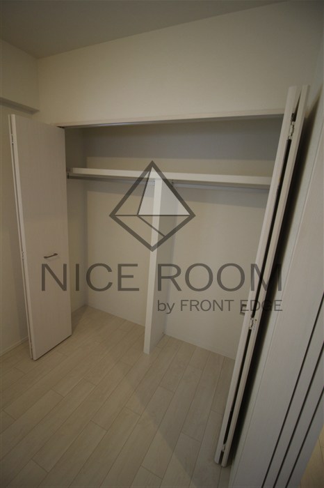 収納　スプランディッド上本町WESTII　クローゼット