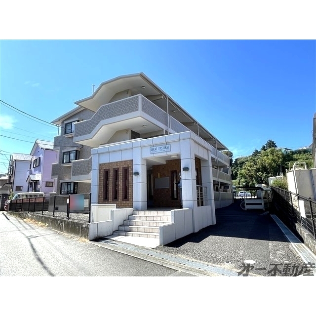 エントランス　建物外観