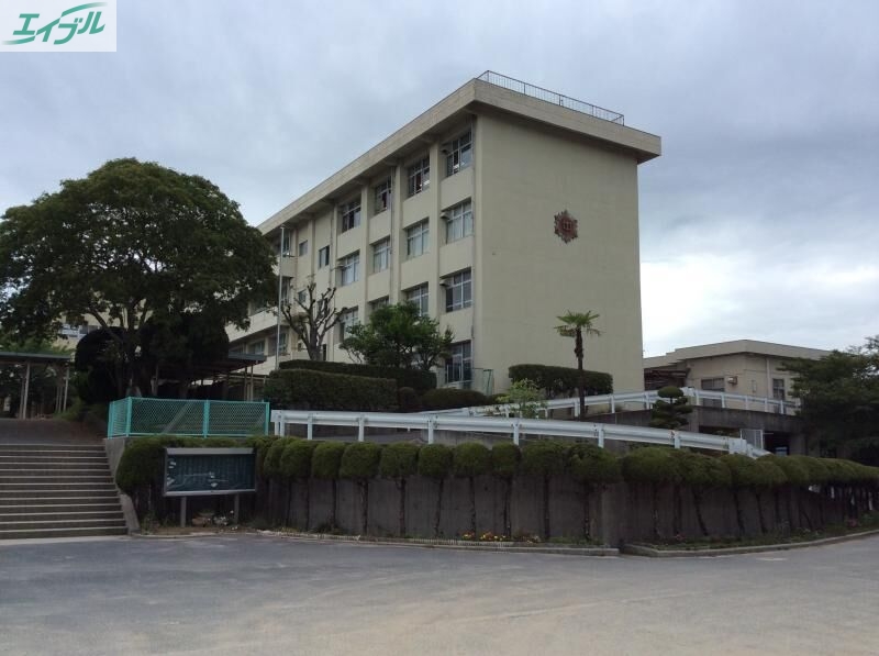 中学校　岡山市立旭東中学校（中学校）まで1588m