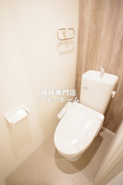 トイレ　ウォシュレット付き！