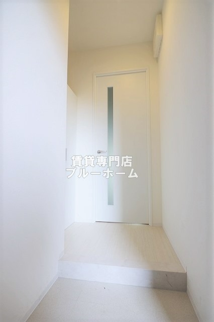 玄関　白基調の綺麗な玄関スペース！