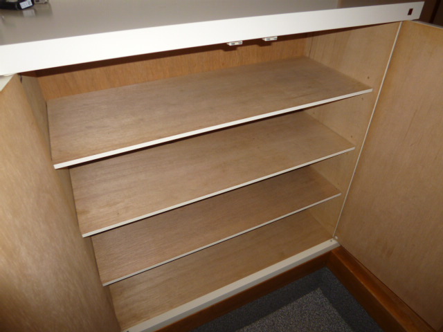 玄関　シューズボックス