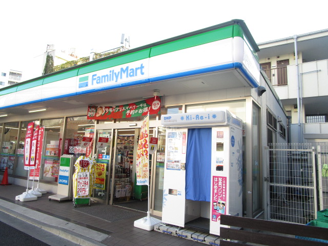 コンビニ　ファミリーマート雑色駅広場前店（コンビニ）まで201m
