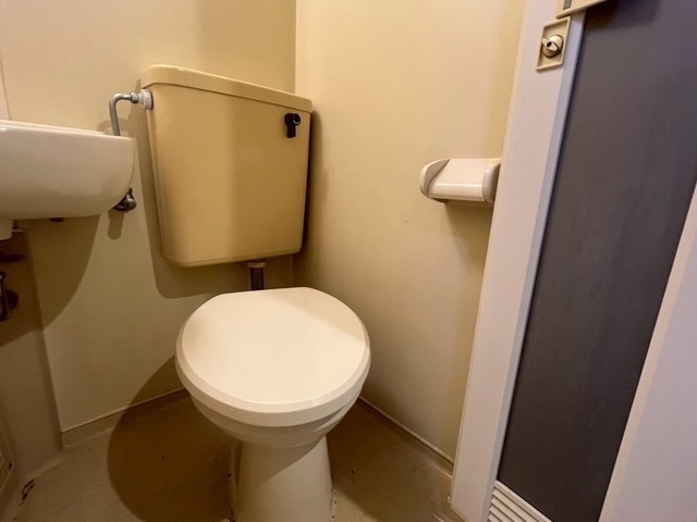 トイレ　※別のお部屋の写真です。