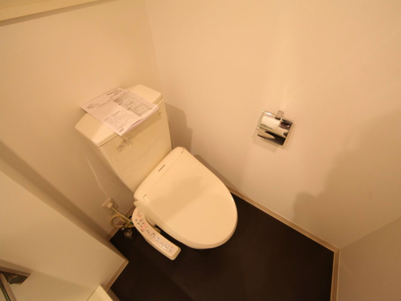 トイレ　トイレ　温水洗浄便座